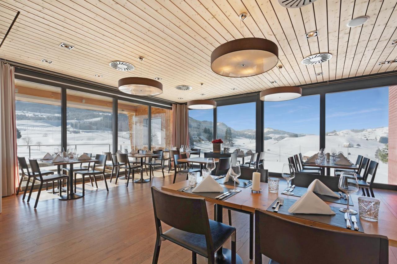 Swiss Mountain Golf-Restaurant Gonten Екстер'єр фото